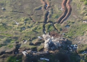 უკრაინელმა სამხედროებმა დონეცკში სეპარატისტების საკონტროლო პუნქტი დაბომბეს