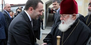 „პატრიარქის წინააღმდეგ არნახული ცილისწამებები ვიხილეთ“ – ირაკლი ღარიბაშვილი ილია მეორეს შეხვდა
