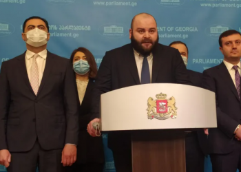 საპარლამენტო უმრავლესობის 6 დეპუტატი „ქართულ ოცნებას“ ტოვებს