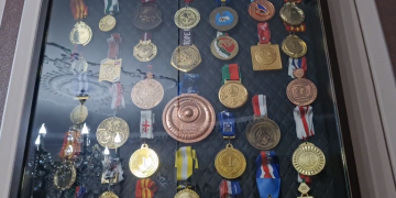 როგორ ემზადებოდა გენო პეტრიაშვილის ოჯახი ფინალისთვის