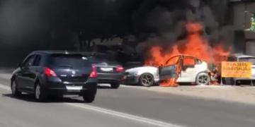 გლდანში ერთმანეთს ორი ავტომობილი შეეჯახა და ცეცხლი გაუჩნდა