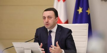 გადაწყვეტილება მიღებულია! – 2022 წლიდან საჯარო მოხელეებს ხელფასები გაეზრდებათ