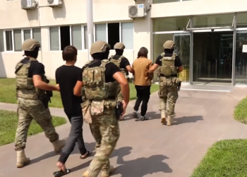 დაკავებულები გეგმავდნენ სირიაში, ტერორისტების ბანაკში გამგზავრებას – სუს-ი დაკავების კადრებს ავრცელებს