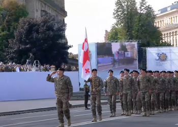 ქართველი სამხედროები უკრაინის დამოუკიდებლობის დღისადმი მიძღვნილ აღლუმზე