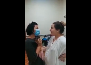 მაკა ზამბახიძე სამშობიარო ბლოკში შვილთან ერთად გალობდა