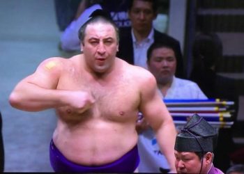 მეექვსე მოგება აკი ბაშოზე – ქართველი სუმოისტი შეუჩერებელია