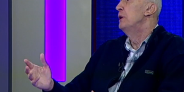 პედაგოგების ვაქცინაცია საქართველოში სავალდებულო ხდება ?! – რას ამბობს თენგიზ ცერცვაძე