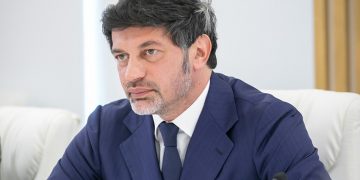 მინდა სიხარულით და სიამაყით გაუწყოთ, რომ „ცენტრ პოინტის” პრობლემა მოგარებულია – კალაძე