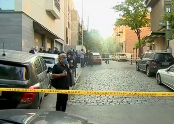 ვერაზე ახალგაზრდა მამაკაცს ცეცხლსასროლი იარაღიდან რამდენჯერმე ესროლეს