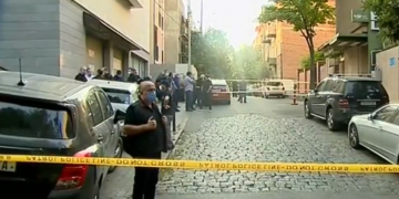 ვერაზე ახალგაზრდა მამაკაცს ცეცხლსასროლი იარაღიდან რამდენჯერმე ესროლეს