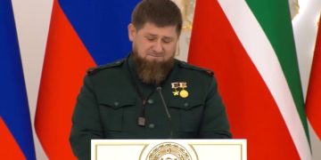 რამზან კადიროვს, მორიგი ინაუგურაციის დროს, თვალებზე ცრემლი მოადგა, დამსწრეთა ნაწილი კი ატირდა