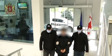 „დღეში რამდენი მყავს საცემი იცი? დეიშოკები“ – ფარული ჩანაწერი, როგორ გრგმავენ ბიზნესმენისთვის თანხის წართმევას