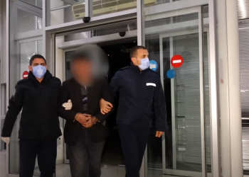 უმძიმესი მკვლელობა თიანეთში – პოლიციამ შვილის მკვლელობის ბრალდებით 81 წლის კაცი დააკავა