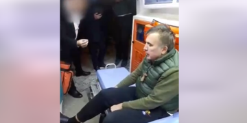 პენიტენციური სამსახური მიხეილ სააკაშვილის მე-18 მსჯავრდებულთა სამკურნალო დაწესებულებაში გადაყვანის კადრებს ავრცელებს