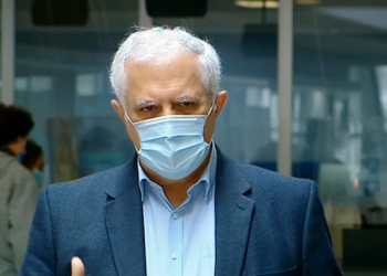 დღეს დილით ცოტა მიხარია… – ამირან გამყრელიძე ვაქცინაციაზე