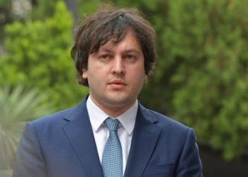 ნინო ლომჯარიასთვის სააკაშვილი არის ნესტან დარეჯანი, რომელიც საიდანღაც უნდა გამოიხსნას – ირაკლი კობახიძე