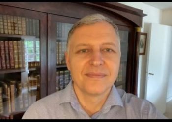 ჩვენ ვართ მეზღაპრეები… ახლა ცუდ რაღაცას ვიტყვი, მაგრამ… – გიორგი ფხაკაძე