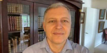 ჩვენ ვართ მეზღაპრეები… ახლა ცუდ რაღაცას ვიტყვი, მაგრამ… – გიორგი ფხაკაძე