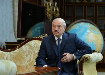 იხმაურეთ, იყვირეთ და საკმარისია, ახლა სამხედროებს ბოდიში უნდა მოუხადოთ – ლუკაშენკო ყაზახებს