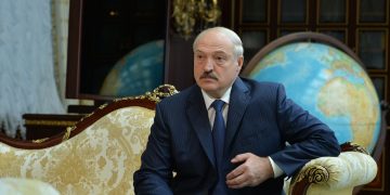 იხმაურეთ, იყვირეთ და საკმარისია, ახლა სამხედროებს ბოდიში უნდა მოუხადოთ – ლუკაშენკო ყაზახებს