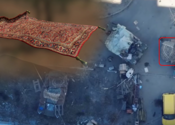 რუსი ოკუპანტები უკრაინელების სახლებიდან ხალიჩებს იპარავენ