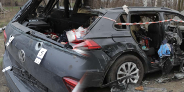 რუსმა ოკუპანტებმა უკრაინული ოჯახი მანქანაში ჩაცხრილეს – დაღუპულებს შორისაა 2 და 14 წლის ბავშვები