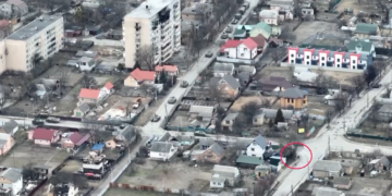 „რას იტყვის რუსეთი ამ ვიდეოზე“ – როგორ ჩაცხრილეს რუსმა ოკუპანტებმა მშვიდობიანი მოქალაქე ბუჩაში